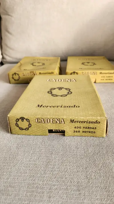 Caja de hilos negros Cadena - miniatura 3