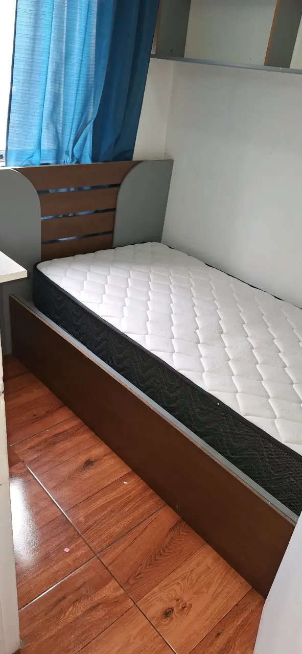 Juego de cuarto completo/ cama nido - 1