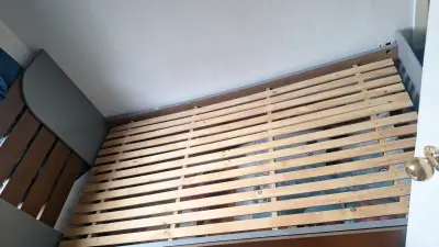 Juego de cuarto completo/ cama nido - miniatura 2