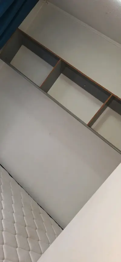 Juego de cuarto completo/ cama nido - miniatura 3