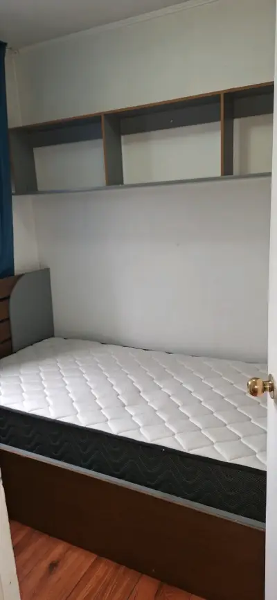 Juego de cuarto completo/ cama nido - miniatura 5