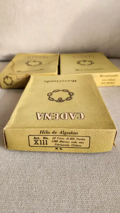 Caja de hilos blancos Cadena - miniatura 4
