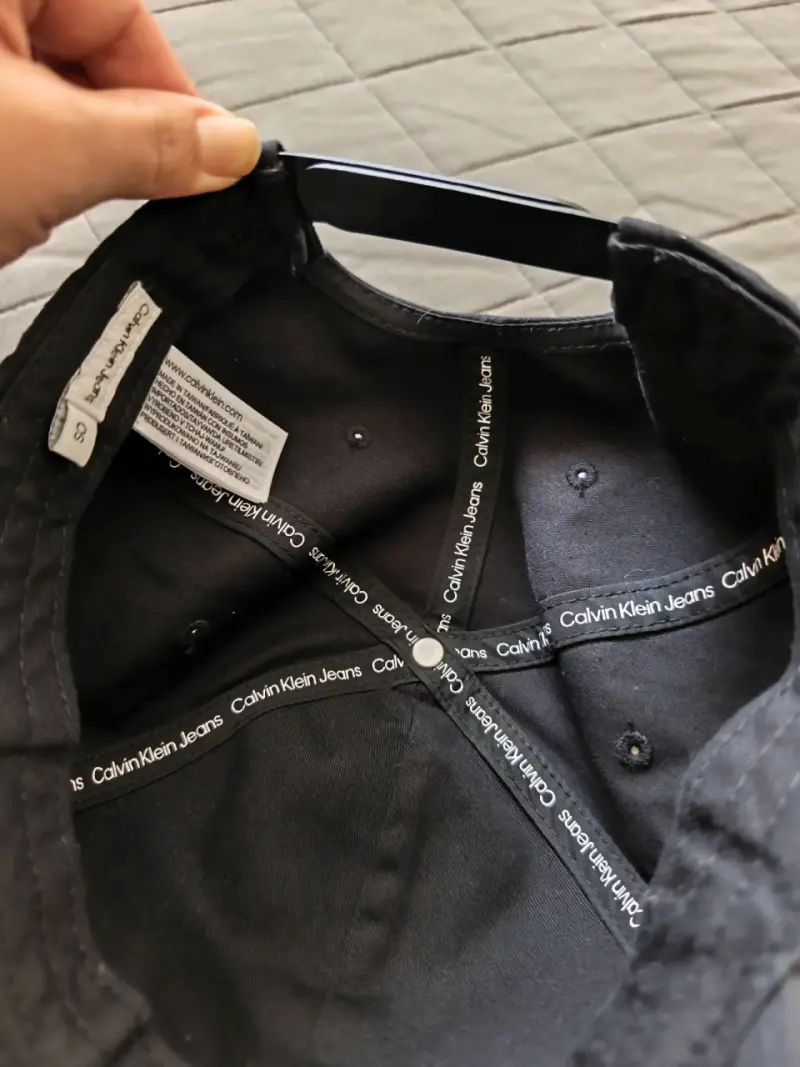 Gorra Calvin Klein negra - 2