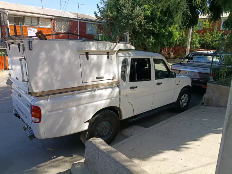 Camioneta mahindra - 5