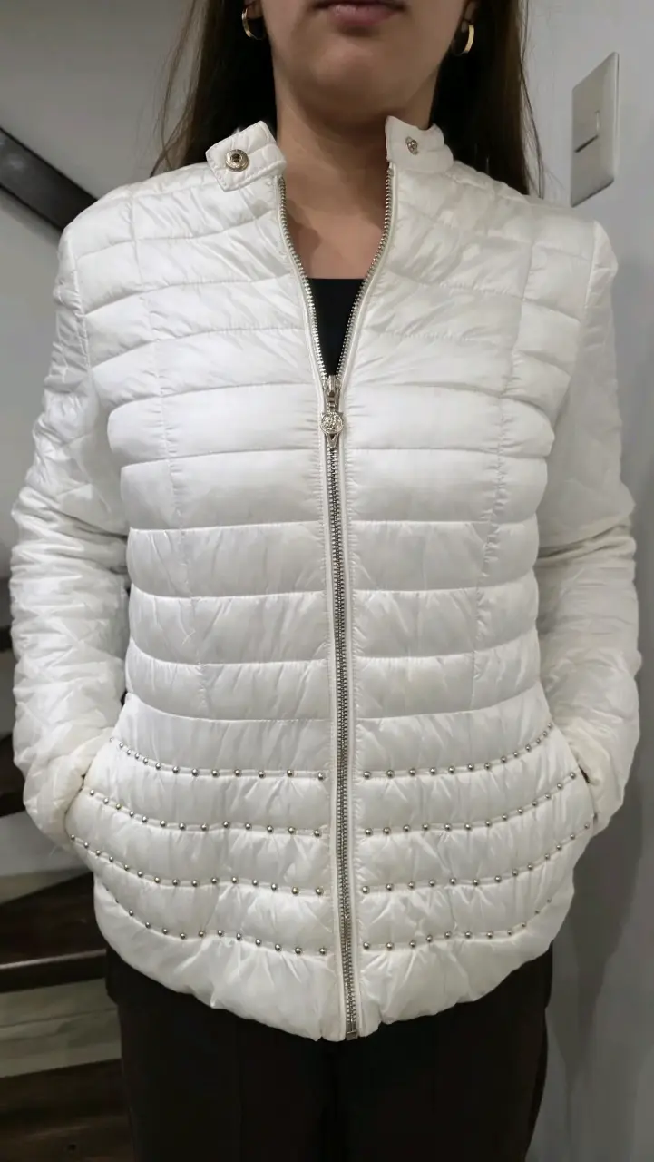 Chaqueta acolchada blanca mujer