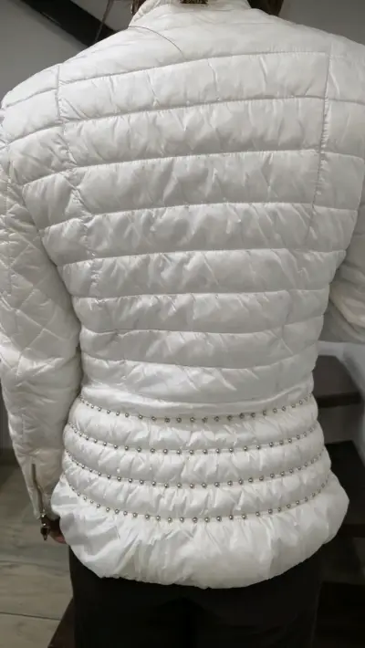Chaqueta acolchada blanca mujer - miniatura 2