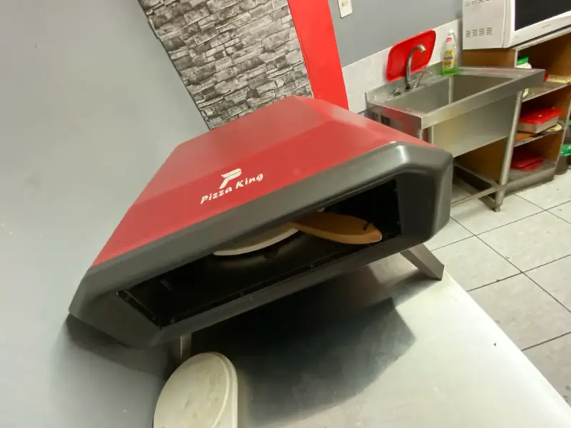 Horno de pizza a gas rojo - 3