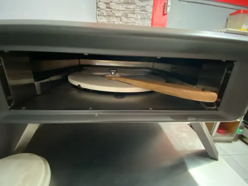 Horno de pizza a gas rojo - 4
