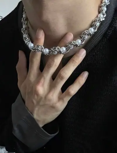 Collar de perlas y metal - miniatura 1