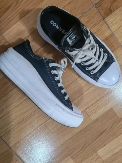 Zapatillas negras Converse - miniatura 1