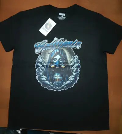 Polera negra 'Hope' diseño gráfico - miniatura 5