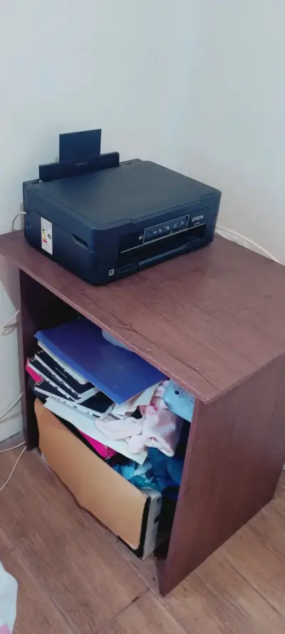 Impresora Epson con mueble - miniatura 3