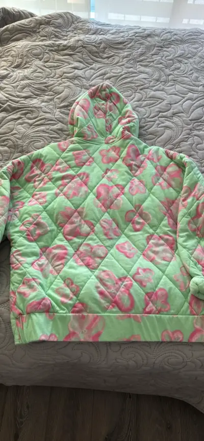 Chaqueta acolchada verde con capucha - miniatura 2