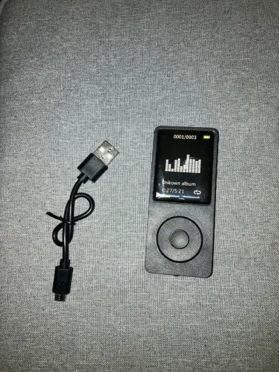 Reproductor MP3 con cable USB - miniatura 1