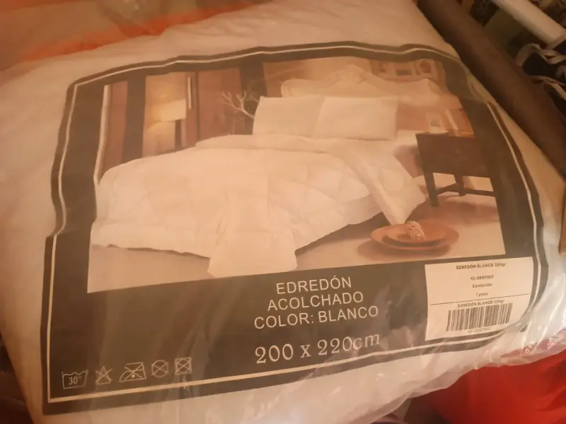 Edredón acolchado blanco 200x220 cm