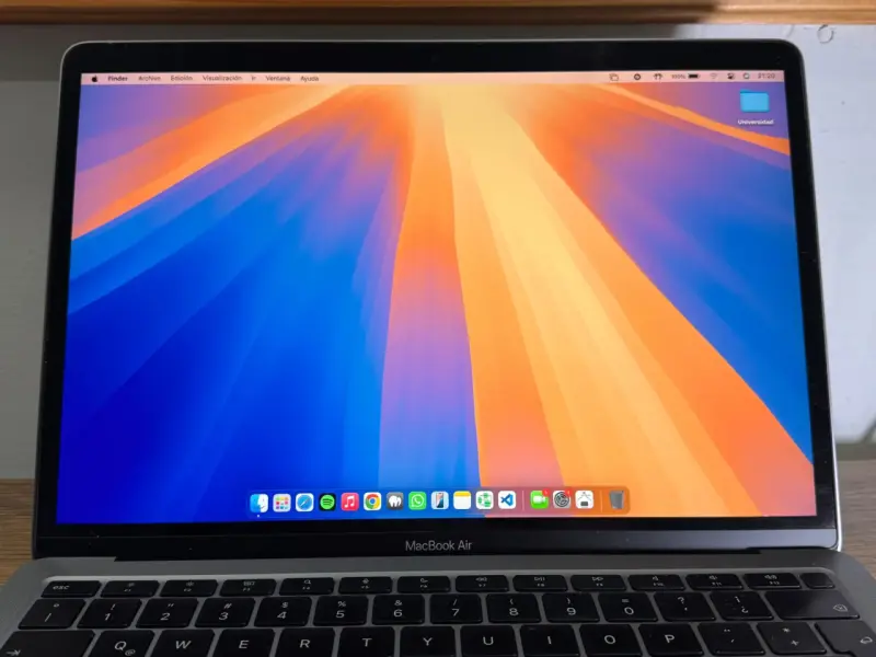 MacBook Air M1 2020 – 8GB RAM / 256GB SSD - 2