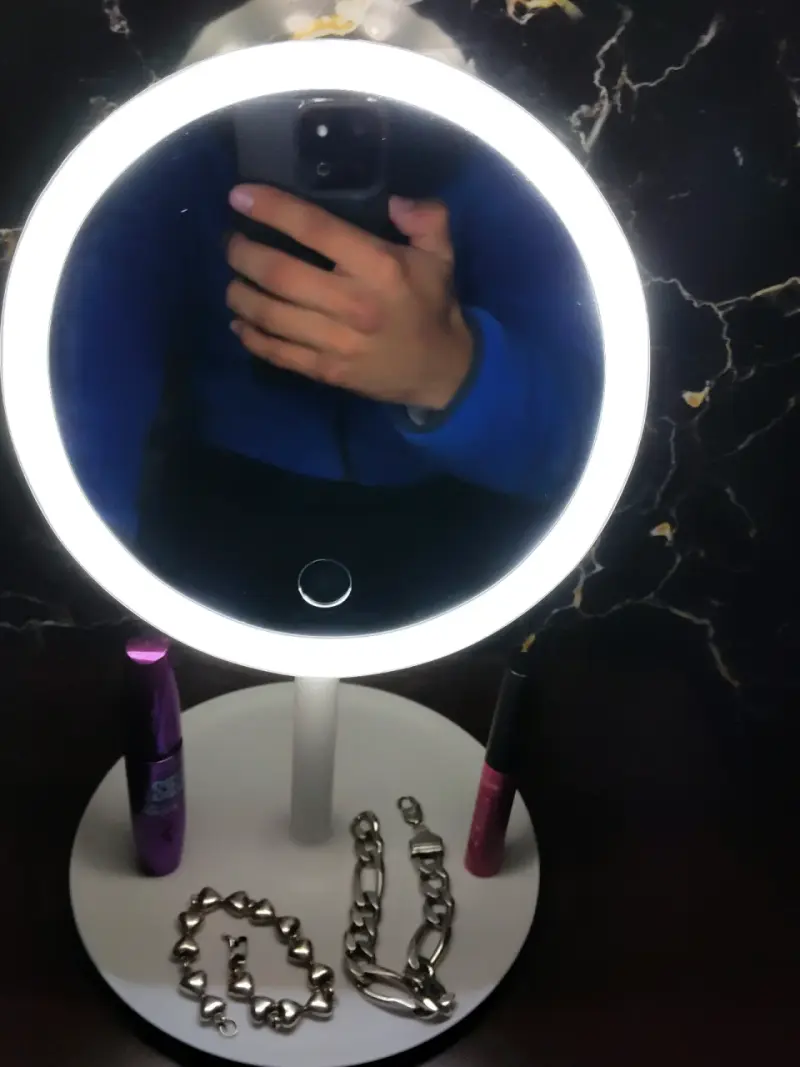 Espejo de maquillaje con luz LED - 3