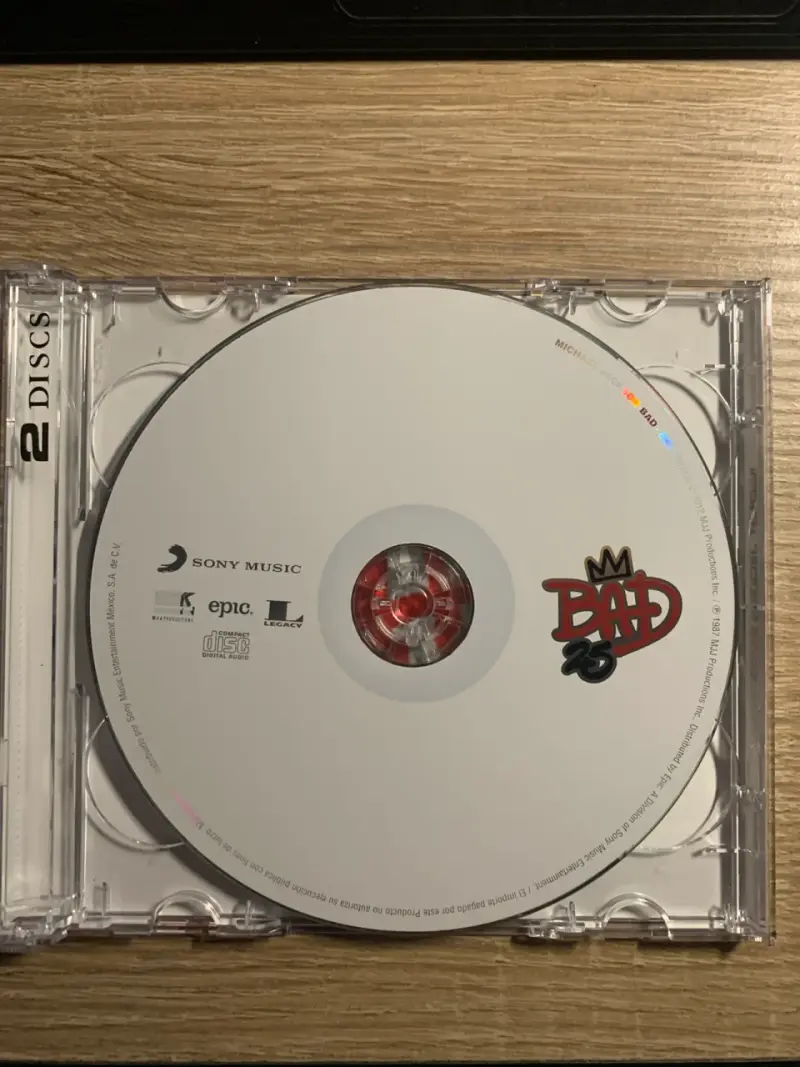 Michael Jackson - Bad 25, 2 cd - 4