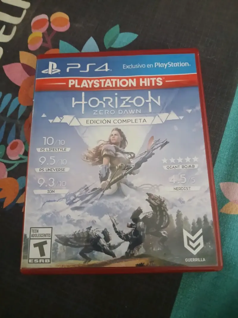 Juego PS4 Horizon Zero Dawn Completo - 1