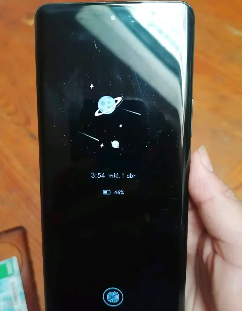 Honor con pantalla intacta y funcional - 1