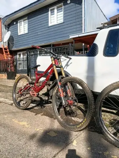 Bicicleta specialized demo 8 - miniatura 1