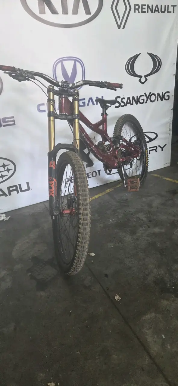 Bicicleta specialized demo 8 - 2