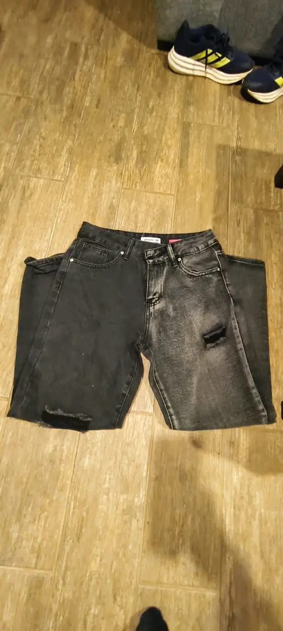 Jeans negro con gris