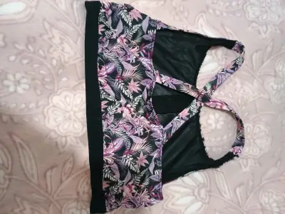 Top deportivo estampado floral - miniatura 2