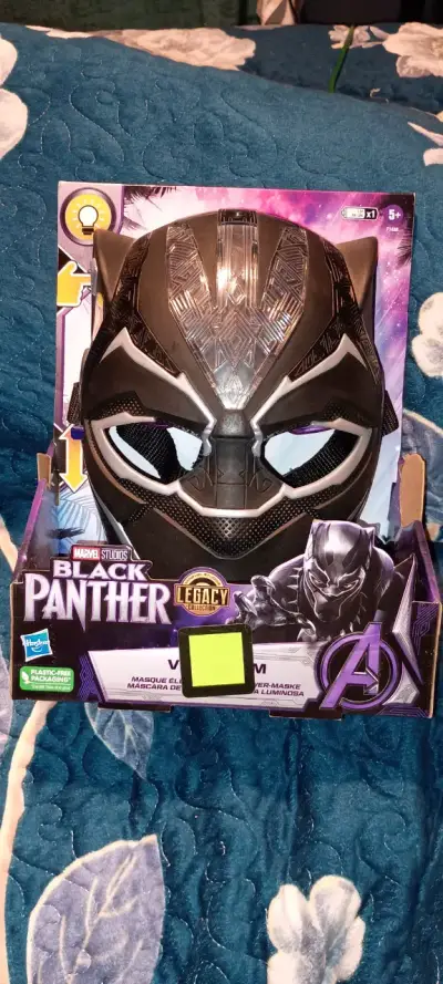 Máscara de Pantera Negra con luces - miniatura 1