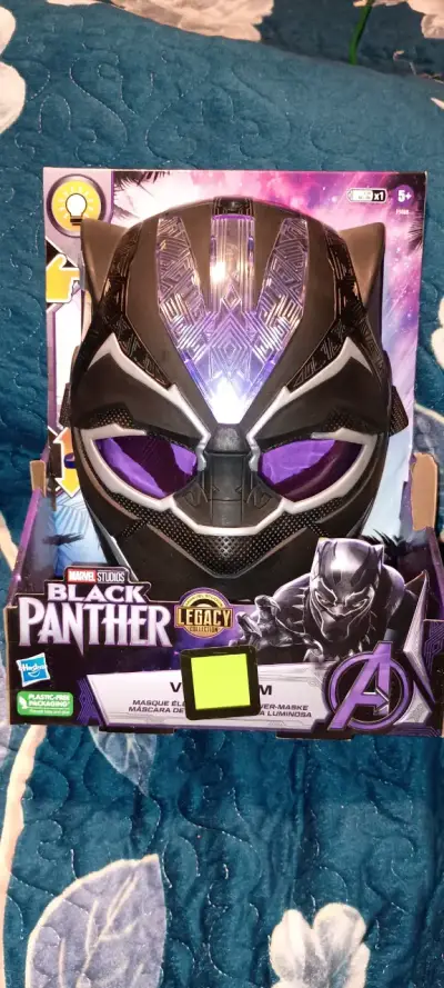 Máscara de Pantera Negra con luces - miniatura 2