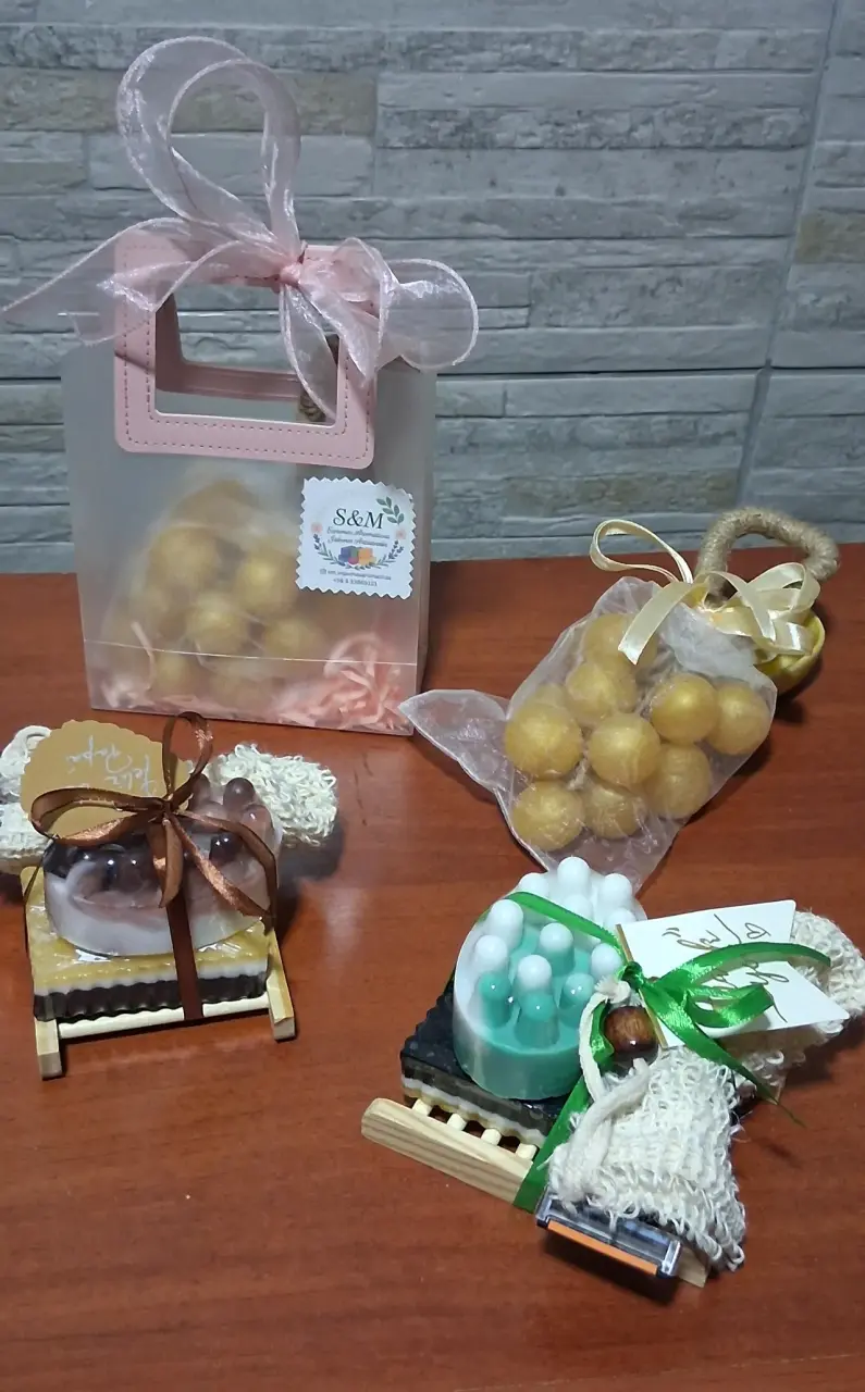 Set de jabones Artesanales 100% naturales - 2