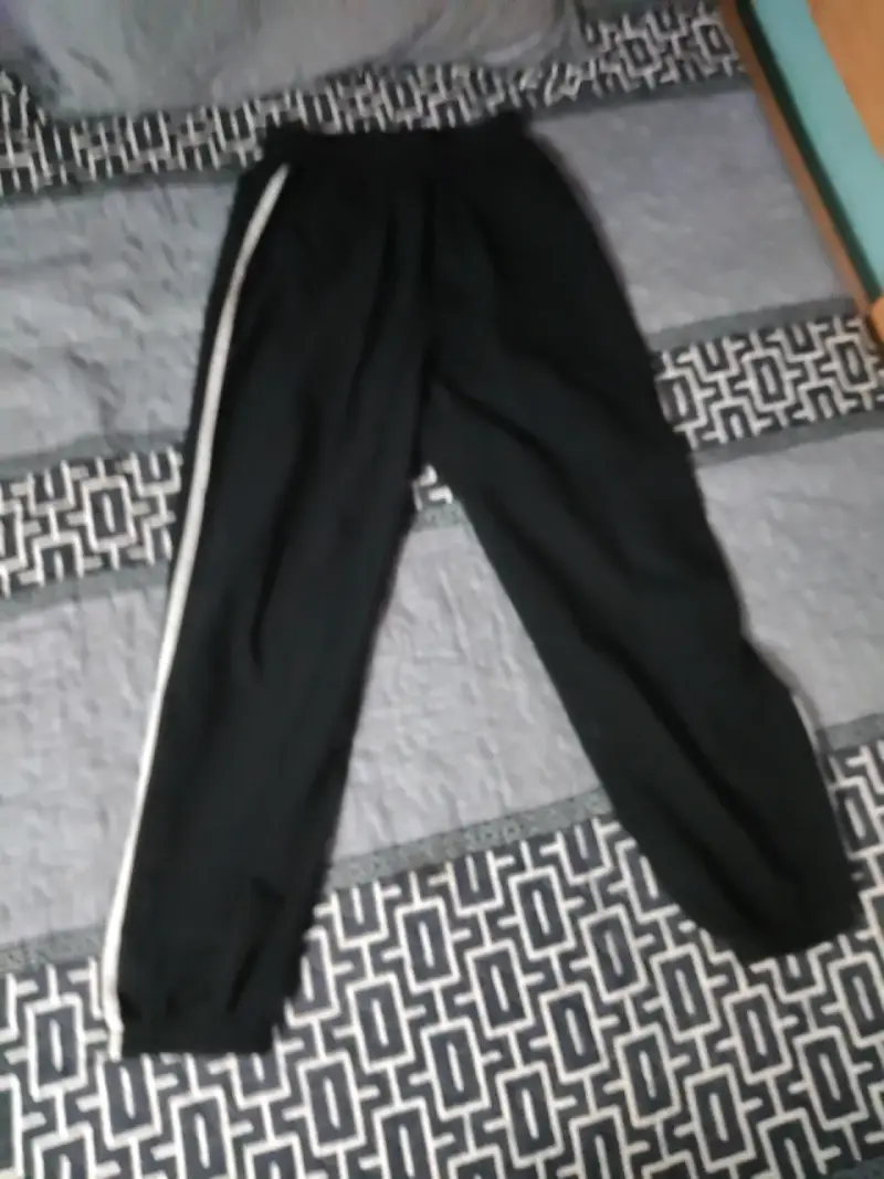 Pantalón deportivo negro unisex - 2