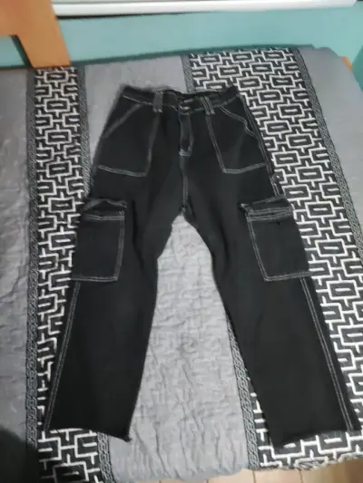 Pantalones cargo negros - miniatura 1