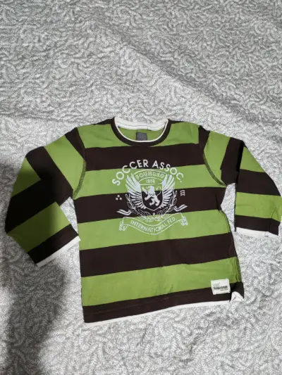 Polera rayada verde y negra - miniatura 1