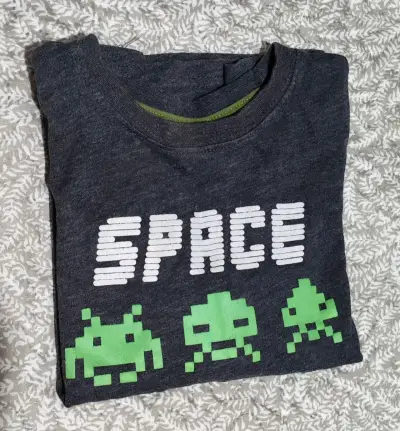 Polera Space Invaders manga larga - miniatura 2
