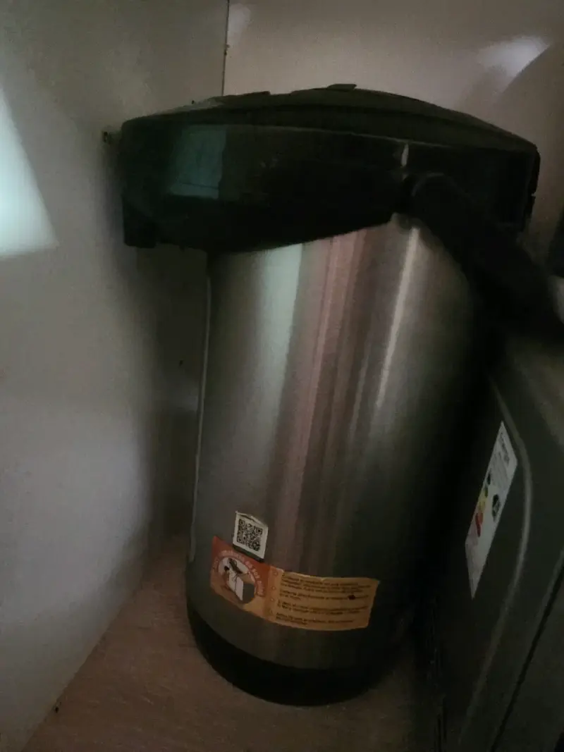 Termo dispensador de agua