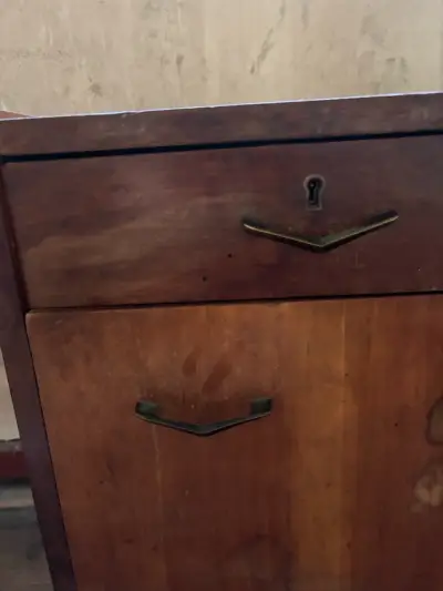 Mueble vintage de madera con cajón - miniatura 3