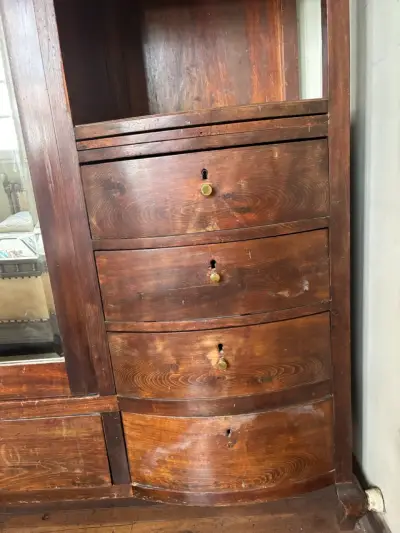 Ropero vintage de madera con espejo - miniatura 6