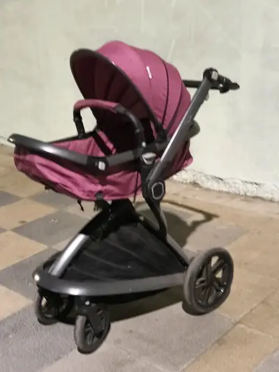 Coche de paseo rosado bebesit - miniatura 2