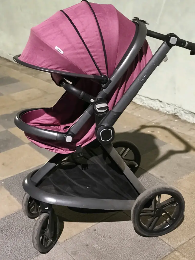 Coche de paseo rosado bebesit - 3
