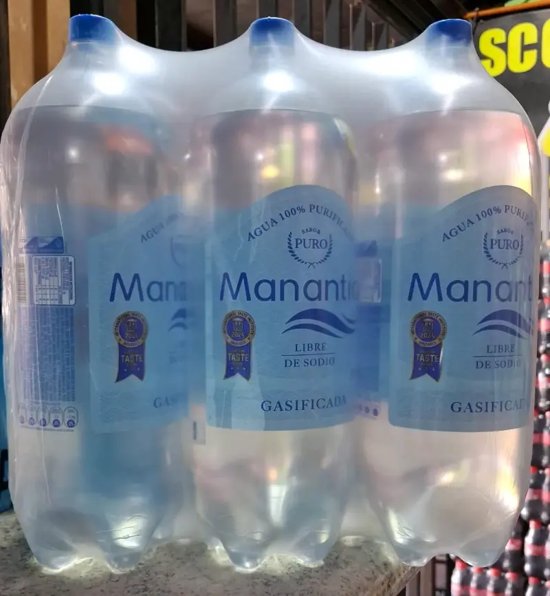 agua gasificada Manantial 3 litros $950 x unidad