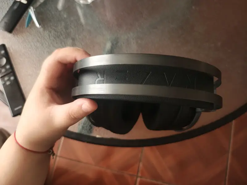 Audífonos gaming Razer nari negros - 3