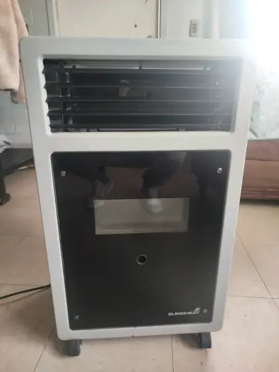 Calefactor a gas portátil más sillones todo por 50 - miniatura 1