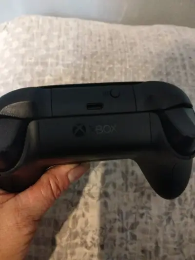 Control inalámbrico xbox negro - miniatura 5