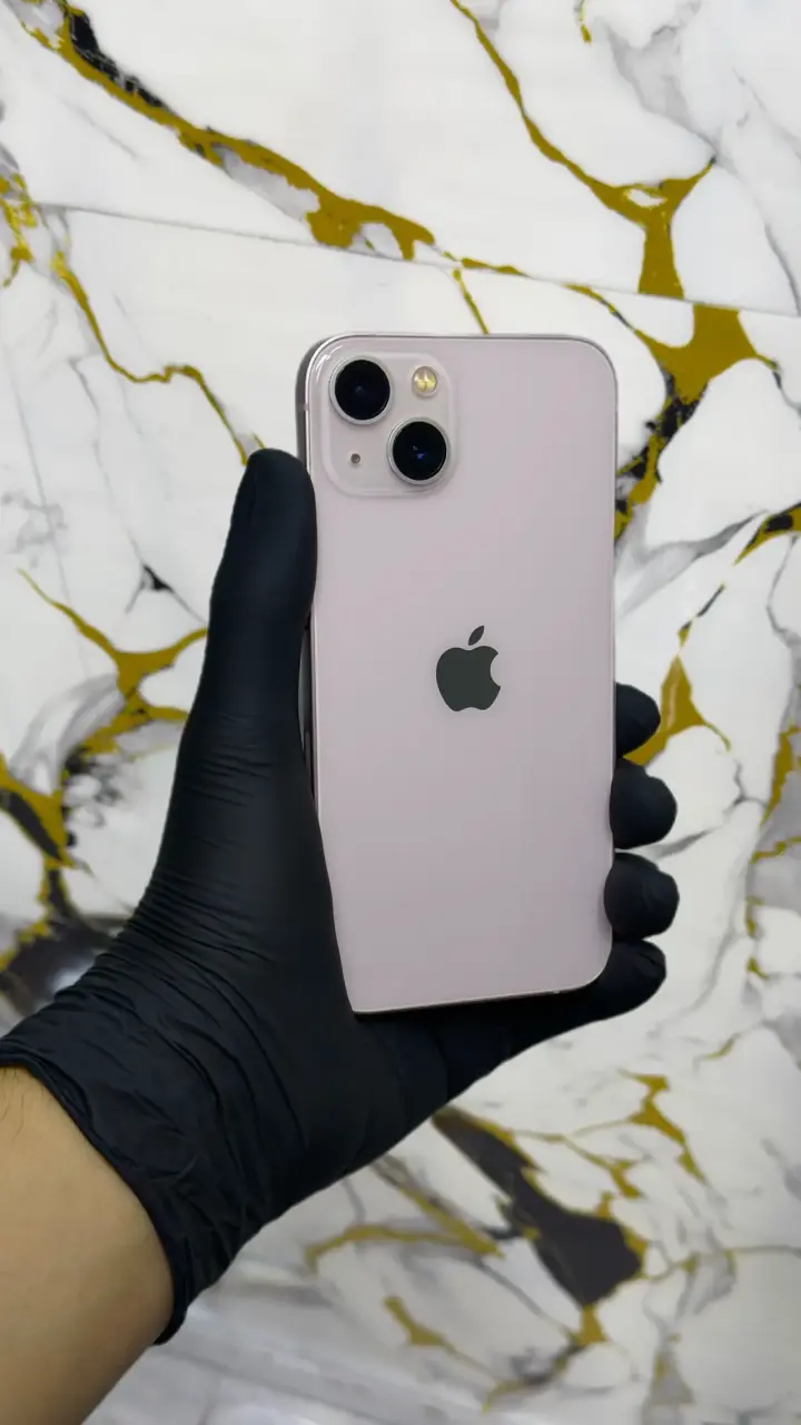 iPhone 13 - 3