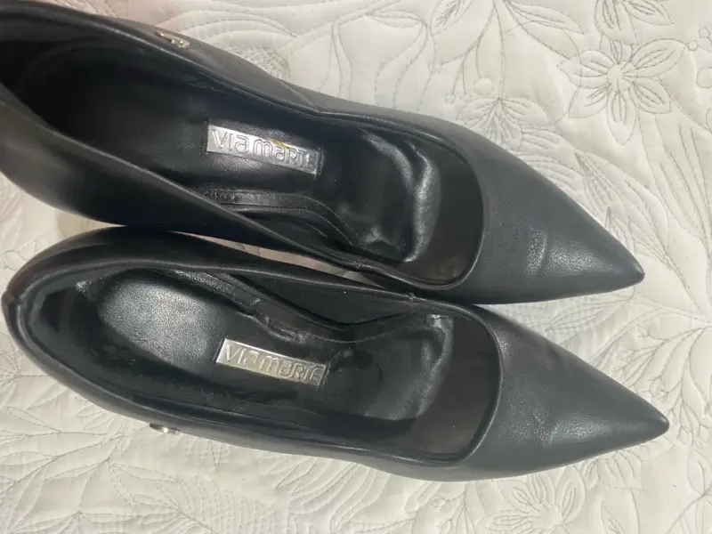 Tacones negros elegantes - 2