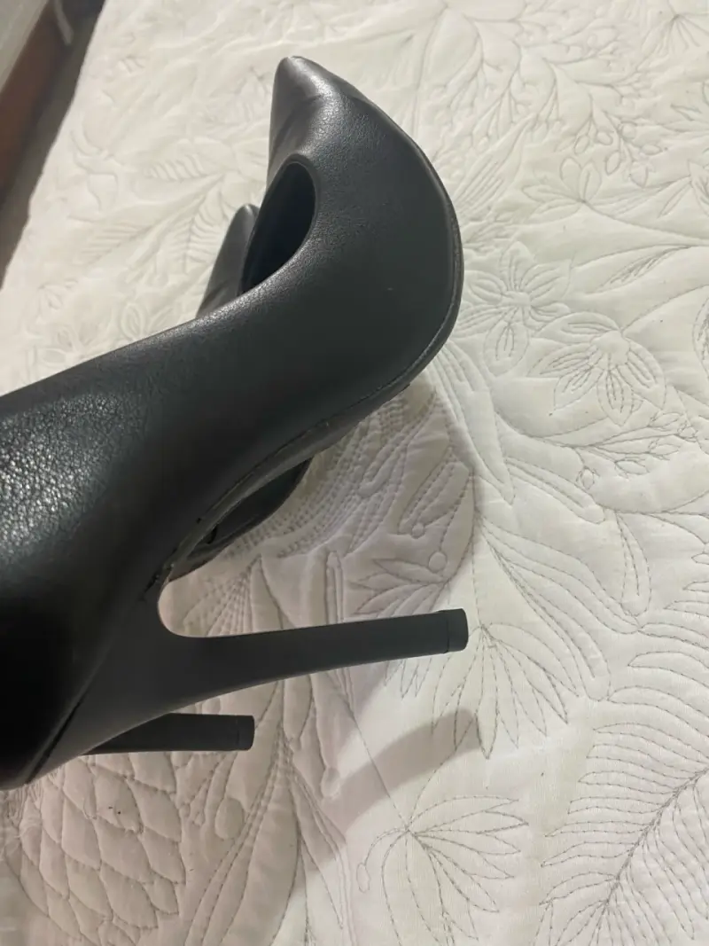 Tacones negros elegantes - 5