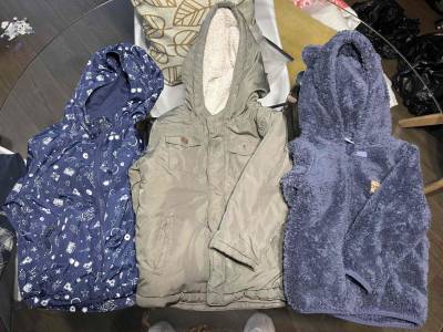 Lote de ropa variada 24 meses niño - miniatura 5
