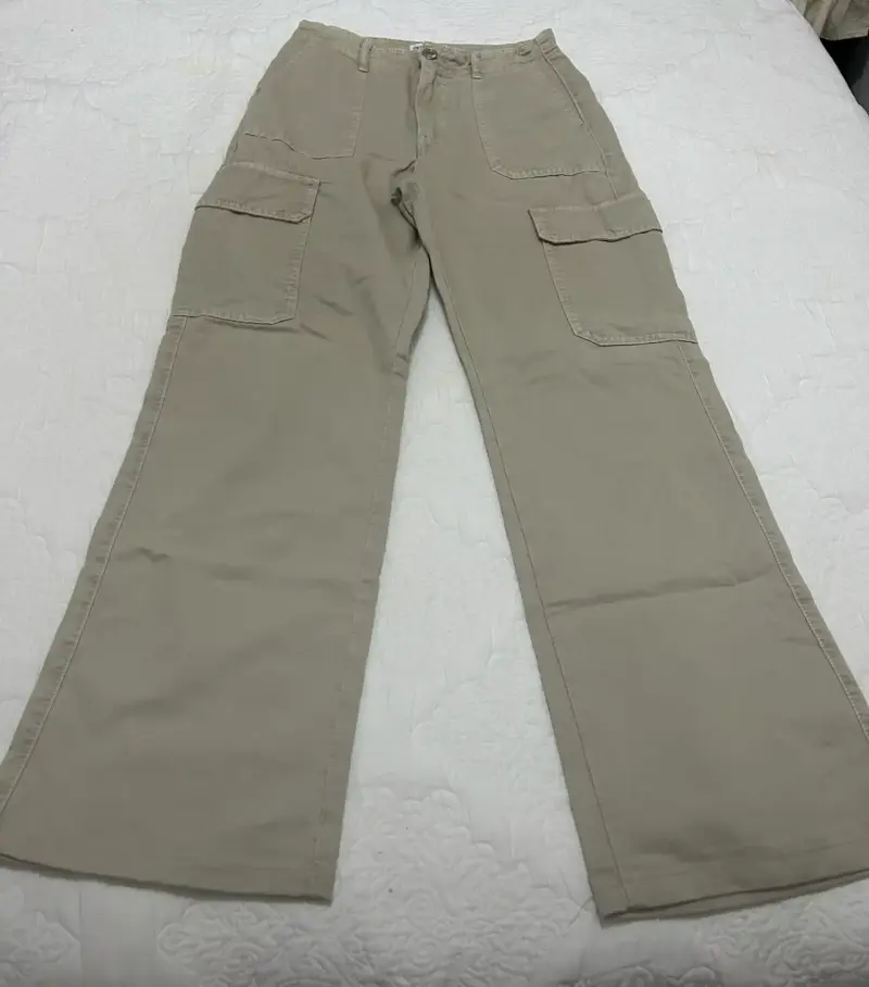 Pantalones cargo beige - 1