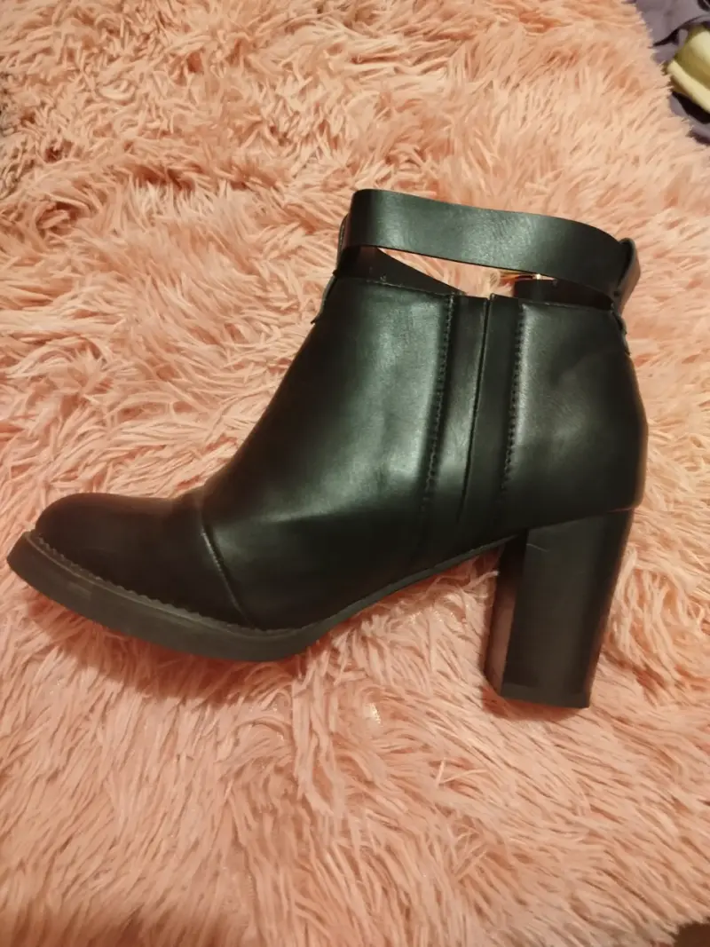 Botines de taco alto negros - 2